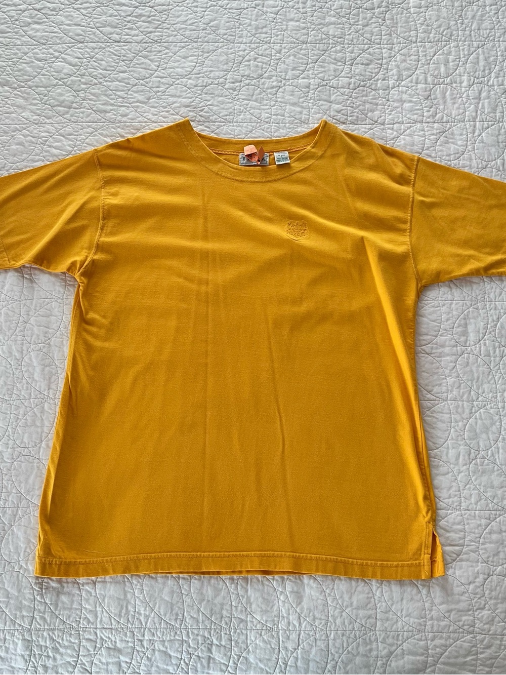 Izod Short Sleeve Golden Yellow Structured Tee w/Embroidered Logo GQ Classic
